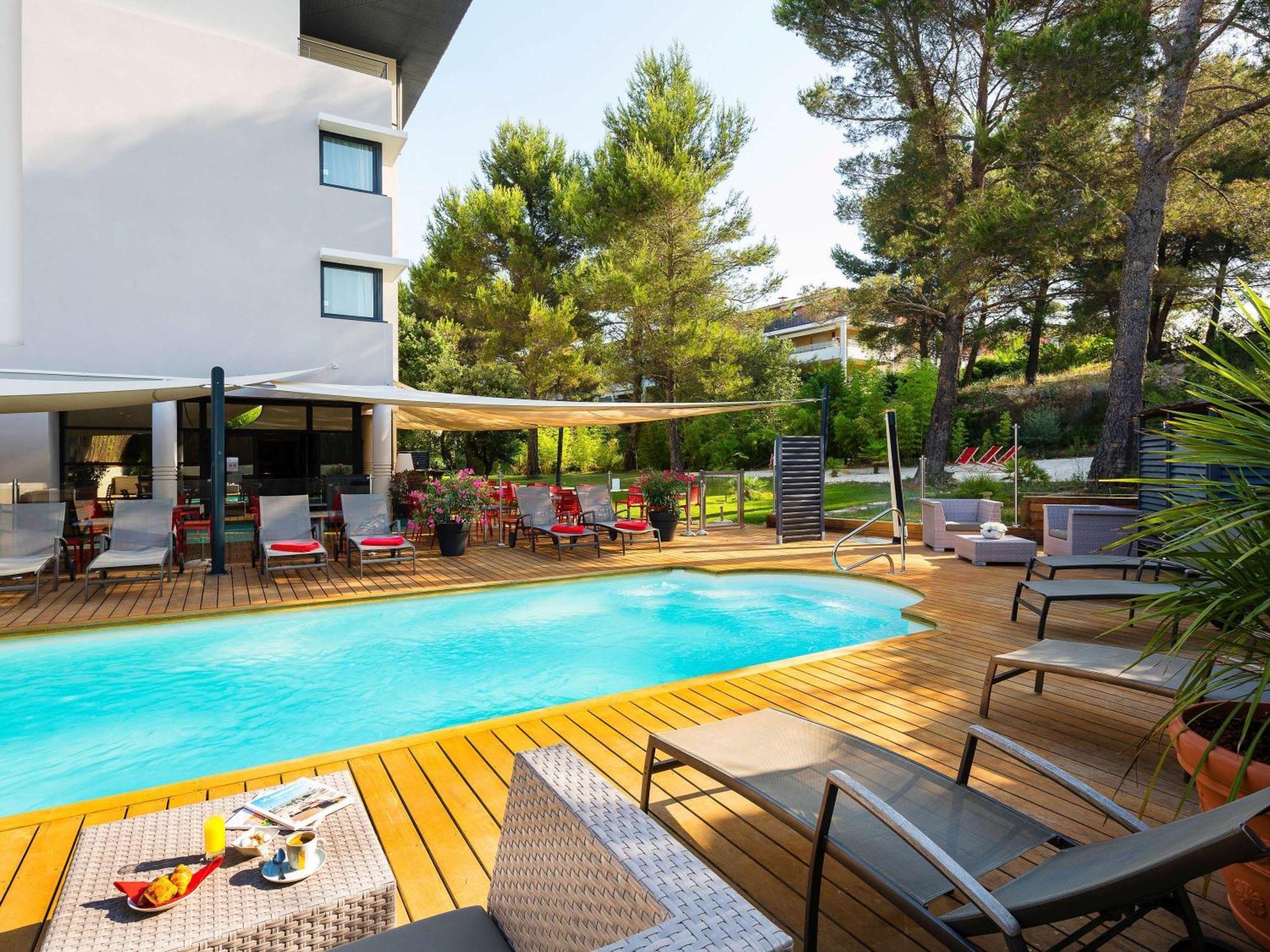 Mercure Aix-En-Provence La Duranne Gare Tgv Exteriér fotografie
